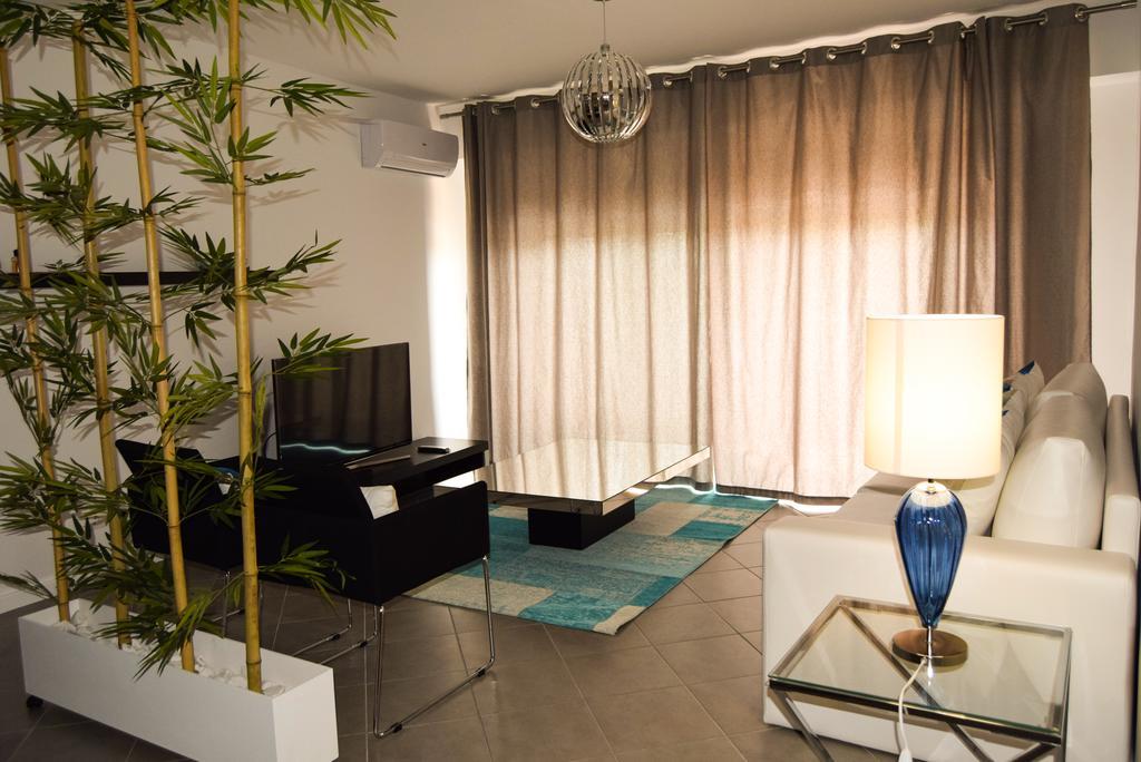 Deluxe Apart Ocean Beauty ปอร์ติเมา ภายนอก รูปภาพ